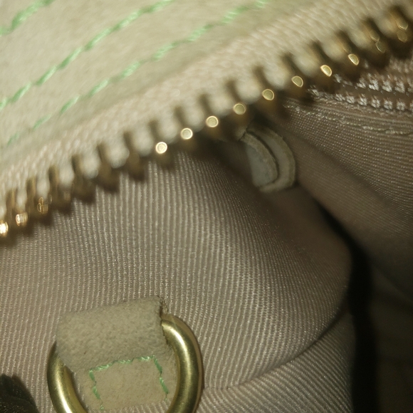 VINTAGE COACH HAMPTON SCRIBBLE SIGNATURE SHOULDER BAG. - Picture 5 of 16